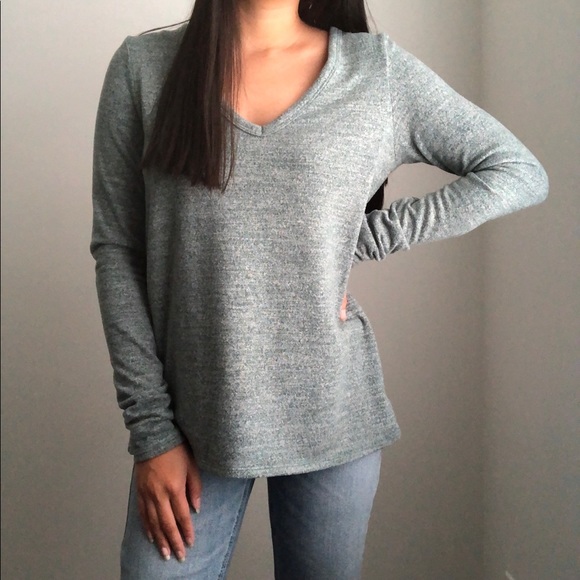 American Eagle “Soft & Sexy” Top - Picture 2 of 9